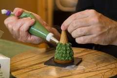 black_christmas_gingerbread-12